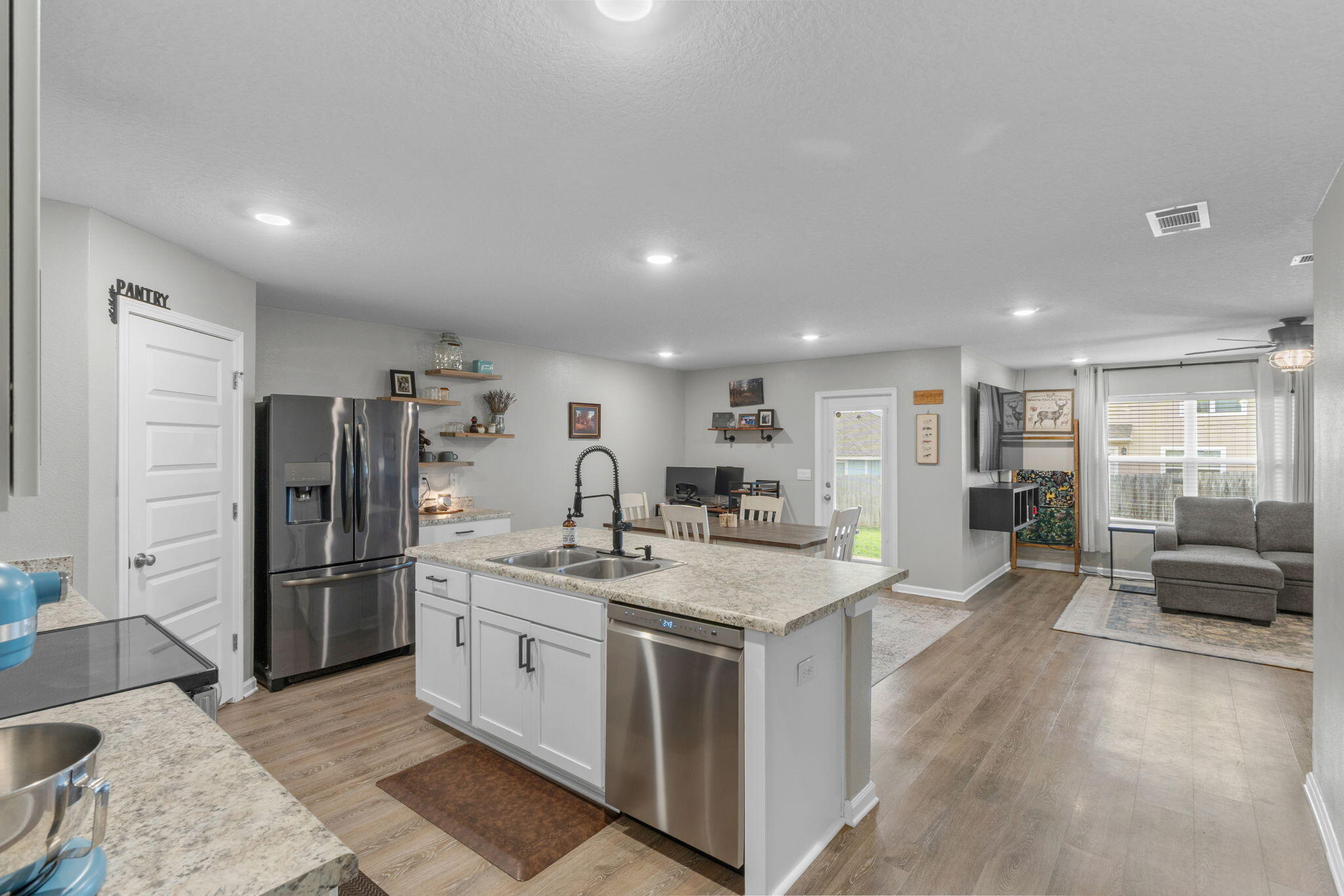 219 Laurel Hill Street Crestview, FL 32539 - Photo 6 of 29 8-web-or-mls-Final-8