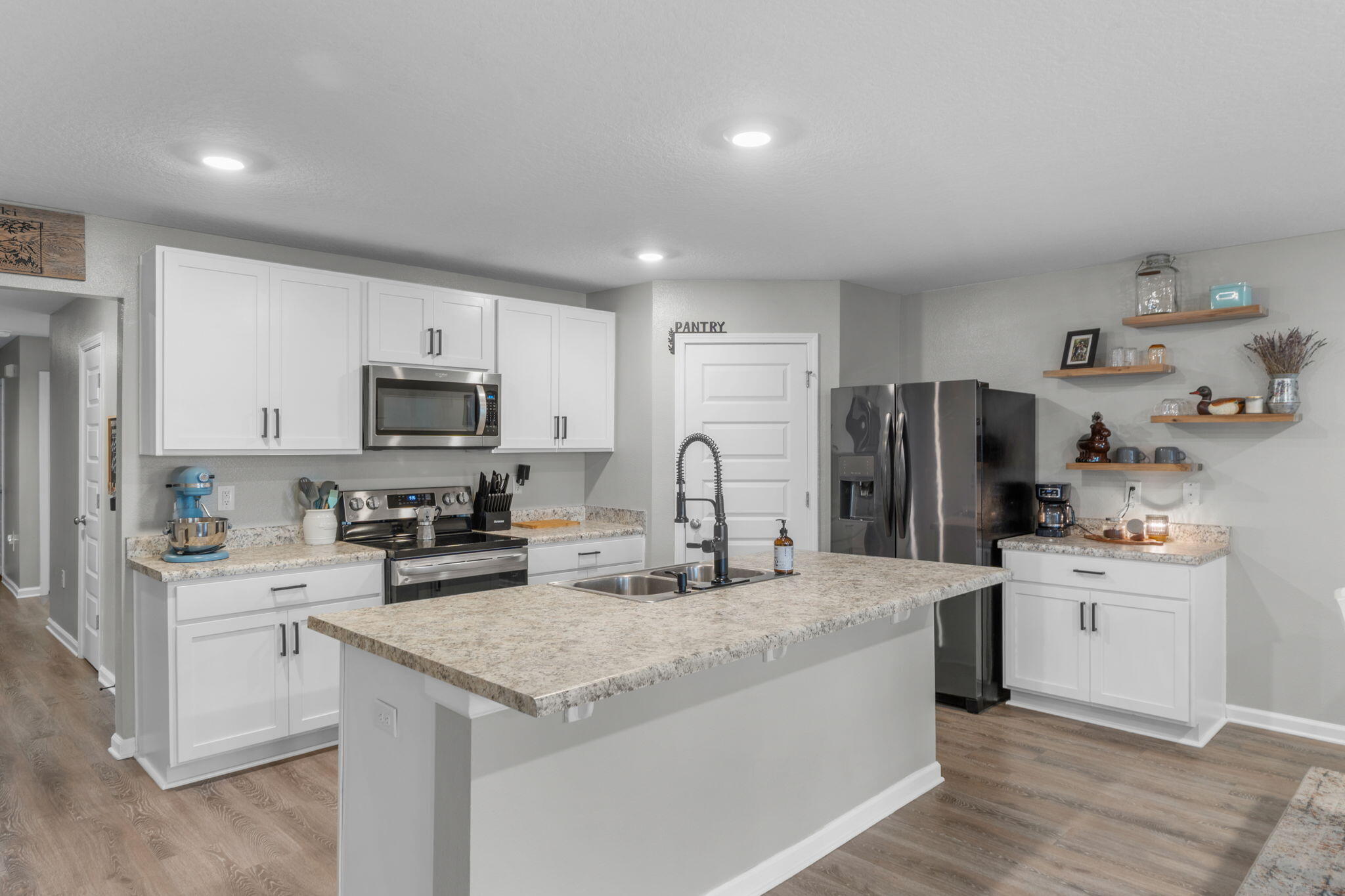 219 Laurel Hill Street Crestview, FL 32539 - Photo 8 of 29 10-web-or-mls-Final-10