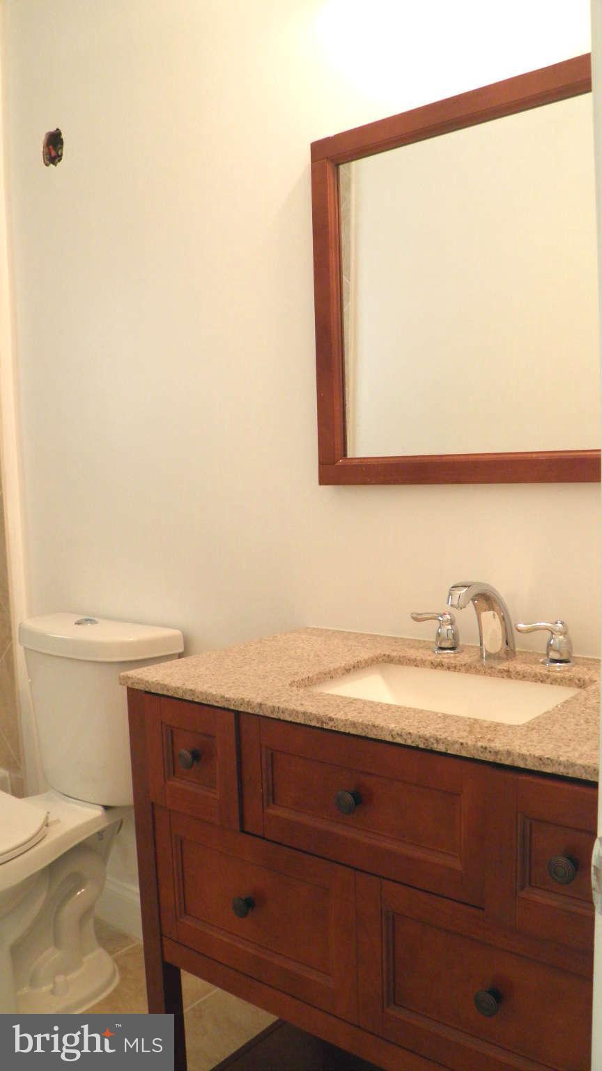 9114 Ardwick Ardmore Road Springdale, MD 20706 - Photo 13 of 30 Bath