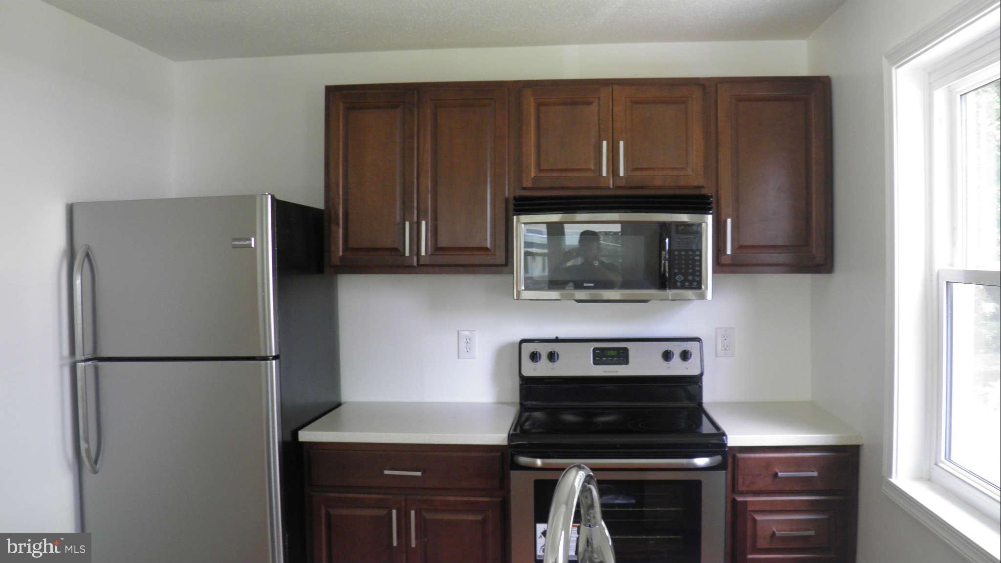 9114 Ardwick Ardmore Road Springdale, MD 20706 - Photo 15 of 30 Kitchen