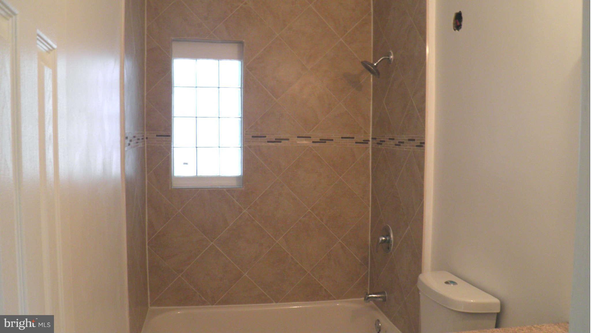 9114 Ardwick Ardmore Road Springdale, MD 20706 - Photo 22 of 30 Bath