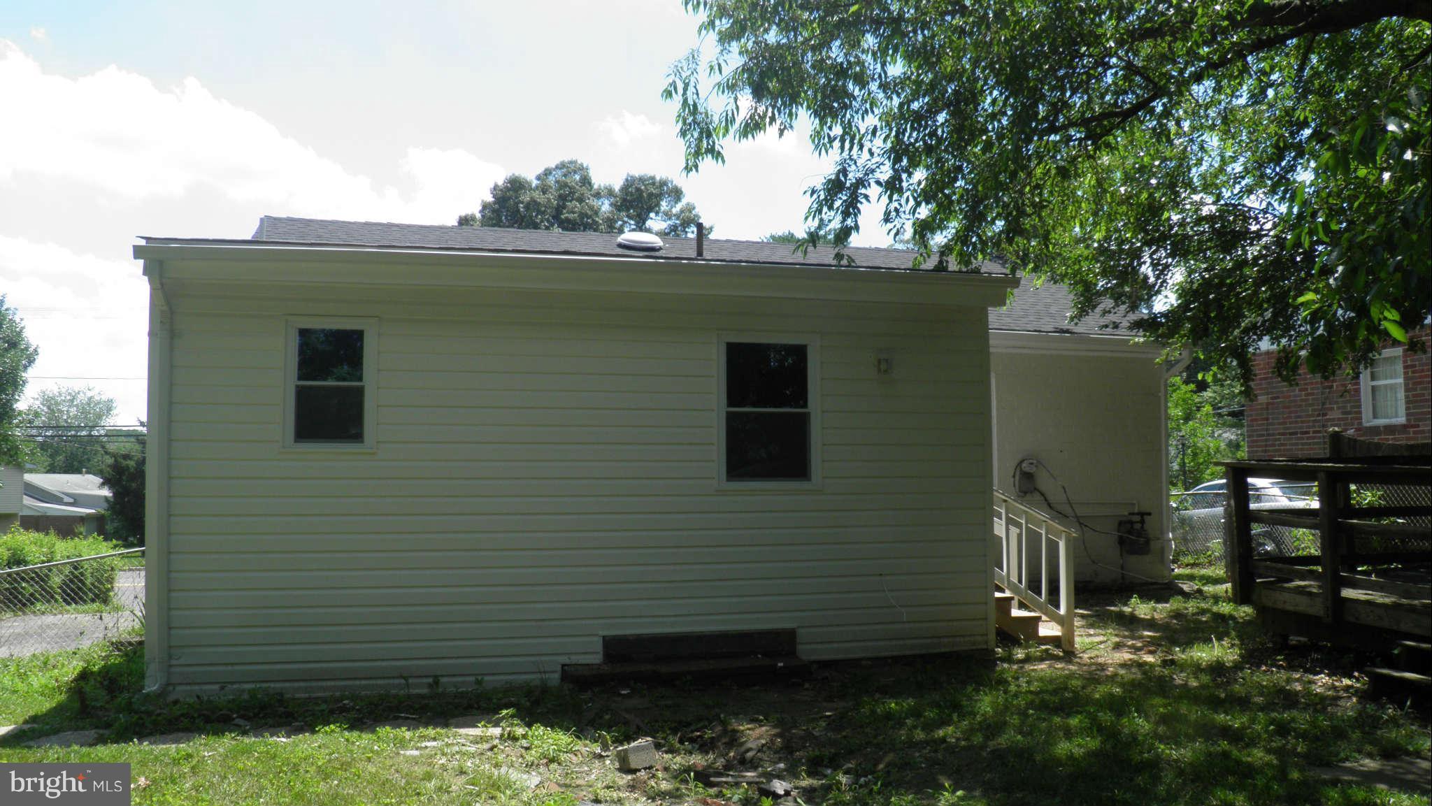 Exterior  Rear