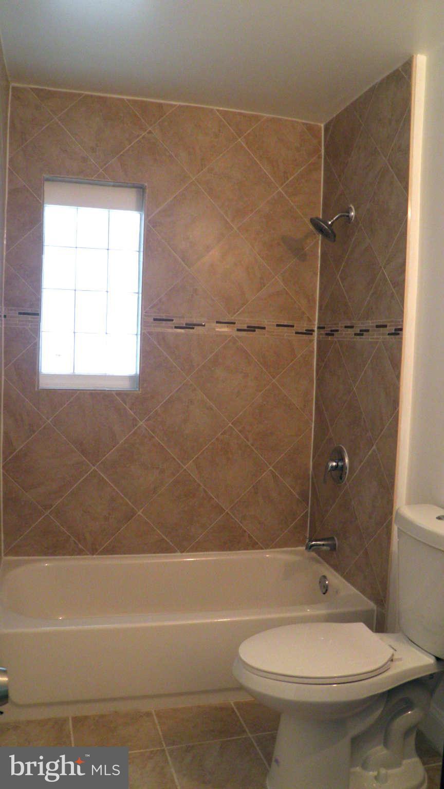 9114 Ardwick Ardmore Road Springdale, MD 20706 - Photo 10 of 30 Bath