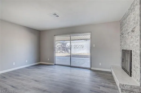 $2,300 | 4300 West Bonanza Road, Las Vegas, NV 89107