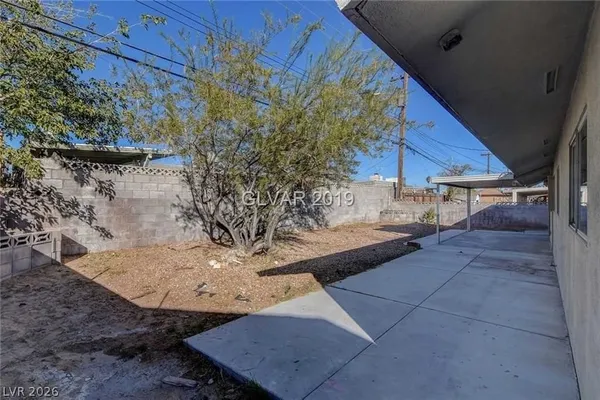 $2,300 | 4300 West Bonanza Road, Las Vegas, NV 89107