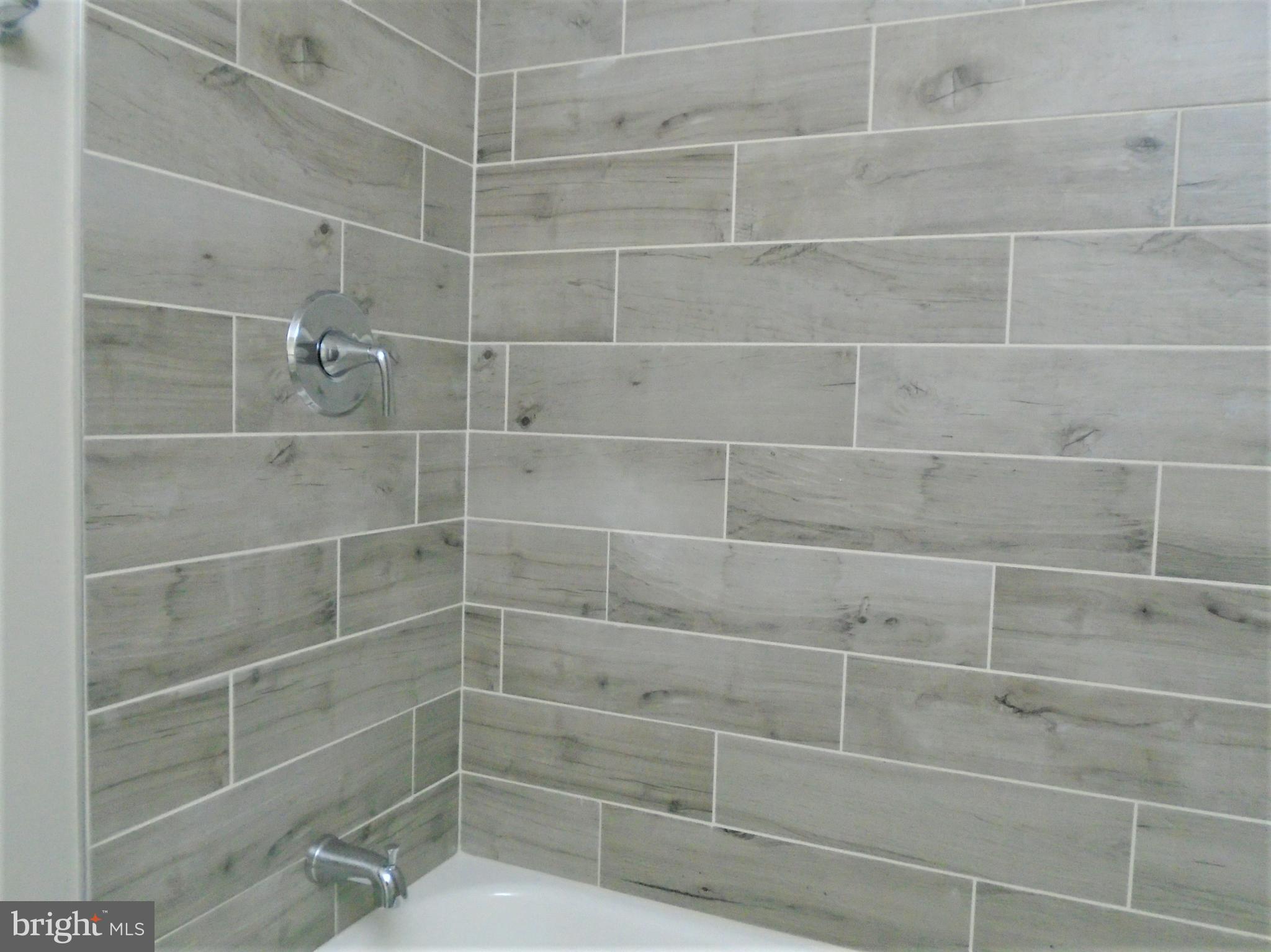 1914 Duffield Lane Alexandria, VA 22307 - Photo 26 of 50 a bathroom with a shower