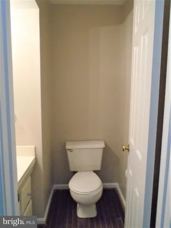 $3,550 | 1914 Duffield Lane, Alexandria, VA 22307