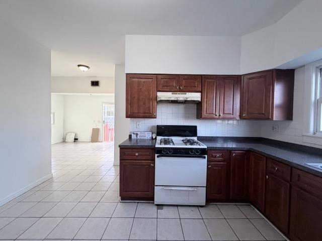 57 Silver Street, Unit 2 Bayonne, NJ 07002 - Photo 3 of 25