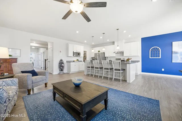 $495,000 | 318 Sunny Lake Road, Moyock, NC 27958