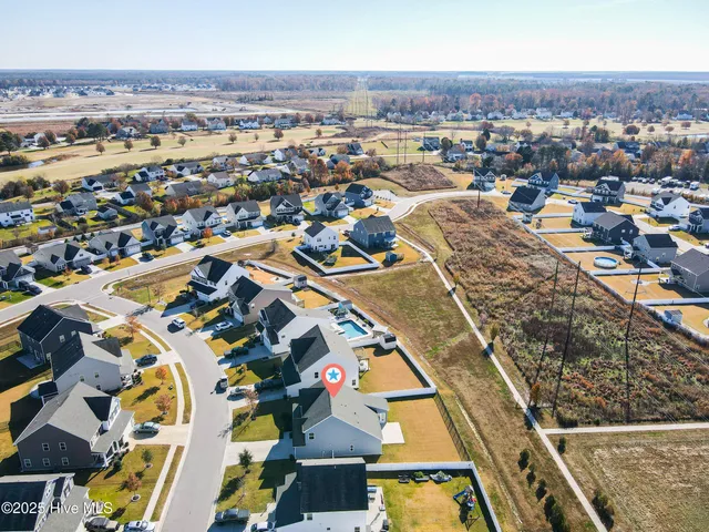 $495,000 | 318 Sunny Lake Road, Moyock, NC 27958