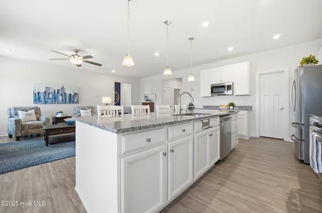 $495,000 | 318 Sunny Lake Road, Moyock, NC 27958