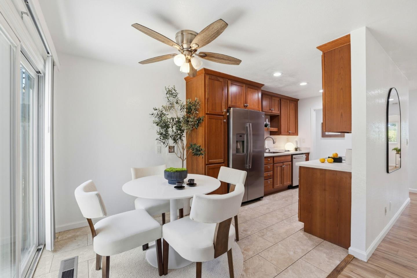 255 South Rengstorff Avenue, Unit 173 Mountain View, CA 94040 - Photo 12 of 31
