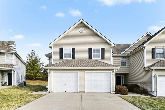 $185,000 | 8147 North Lawn Avenue, Kansas City, MO 64119