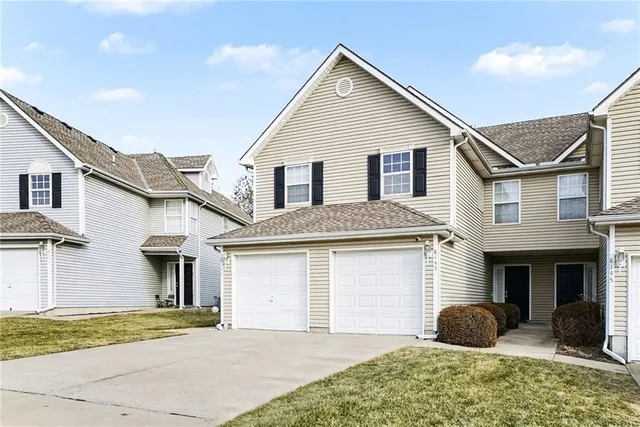 $185,000 | 8147 North Lawn Avenue, Kansas City, MO 64119