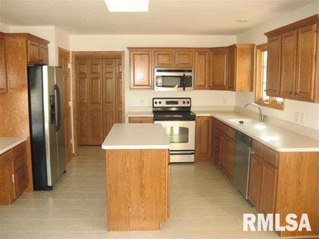 5 Lighthouse Lane Hampton, IL 61256 - Photo 3 of 9 Gallery Image 3