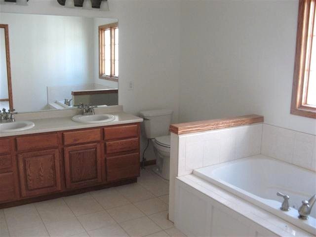 5 Lighthouse Lane Hampton, IL 61256 - Photo 5 of 9 Gallery Image 5
