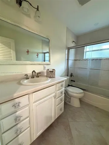 $199,800 | 2929 Southeast Ocean Boulevard, Unit 14310, Stuart, FL 34996