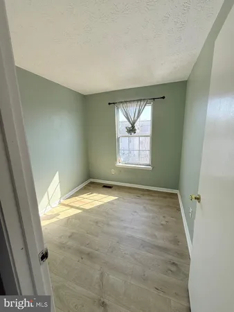 $2,400 | 71 Chelmsford Court, Baltimore, MD 21220