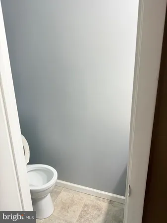 $2,400 | 71 Chelmsford Court, Baltimore, MD 21220