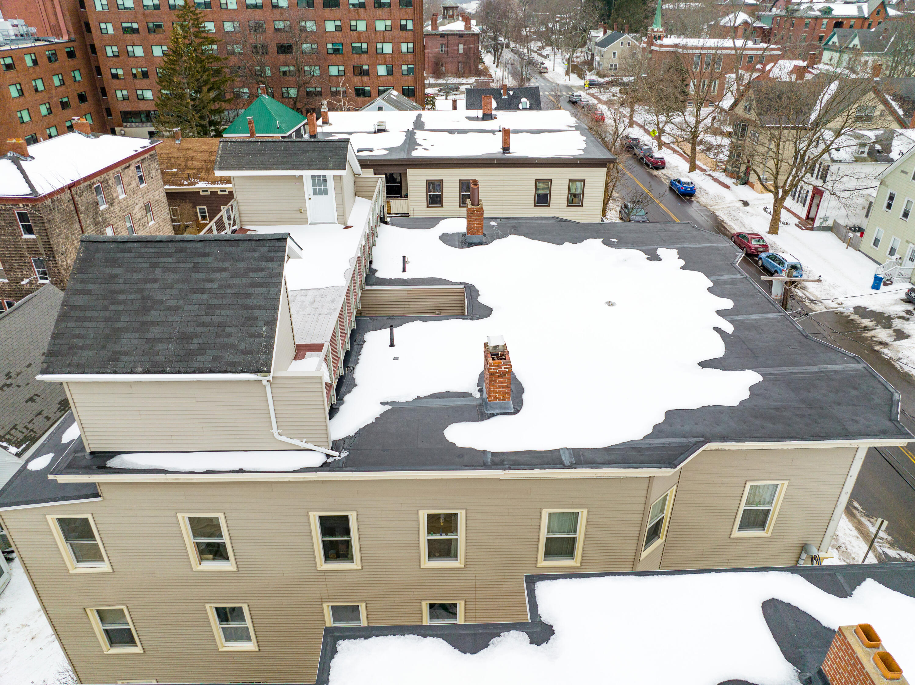 258 Danforth Street, Unit 2 Portland, ME 04102 - Photo 39 of 50 Side Building Aerial