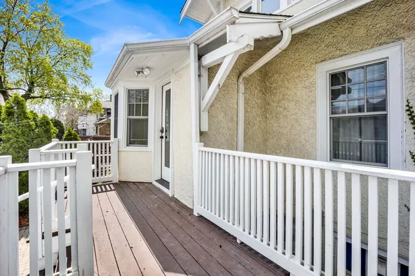 $4,250 | 636 South Euclid Avenue, Oak Park, IL 60304