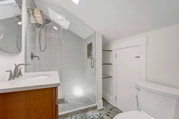 $4,250 | 636 South Euclid Avenue, Oak Park, IL 60304
