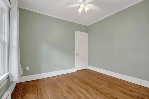$4,250 | 636 South Euclid Avenue, Oak Park, IL 60304