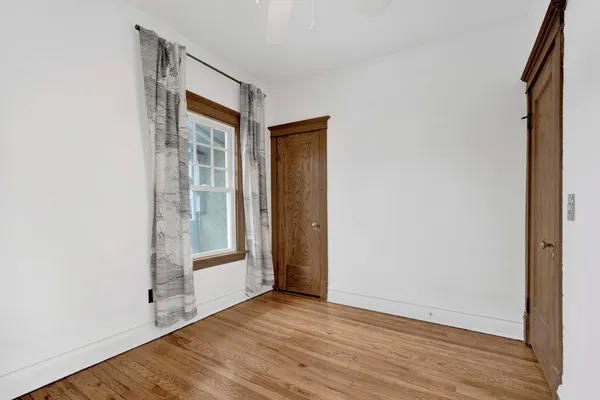 $4,250 | 636 South Euclid Avenue, Oak Park, IL 60304