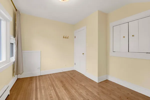 $4,250 | 636 South Euclid Avenue, Oak Park, IL 60304