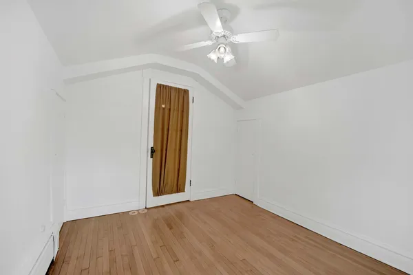 $4,250 | 636 South Euclid Avenue, Oak Park, IL 60304