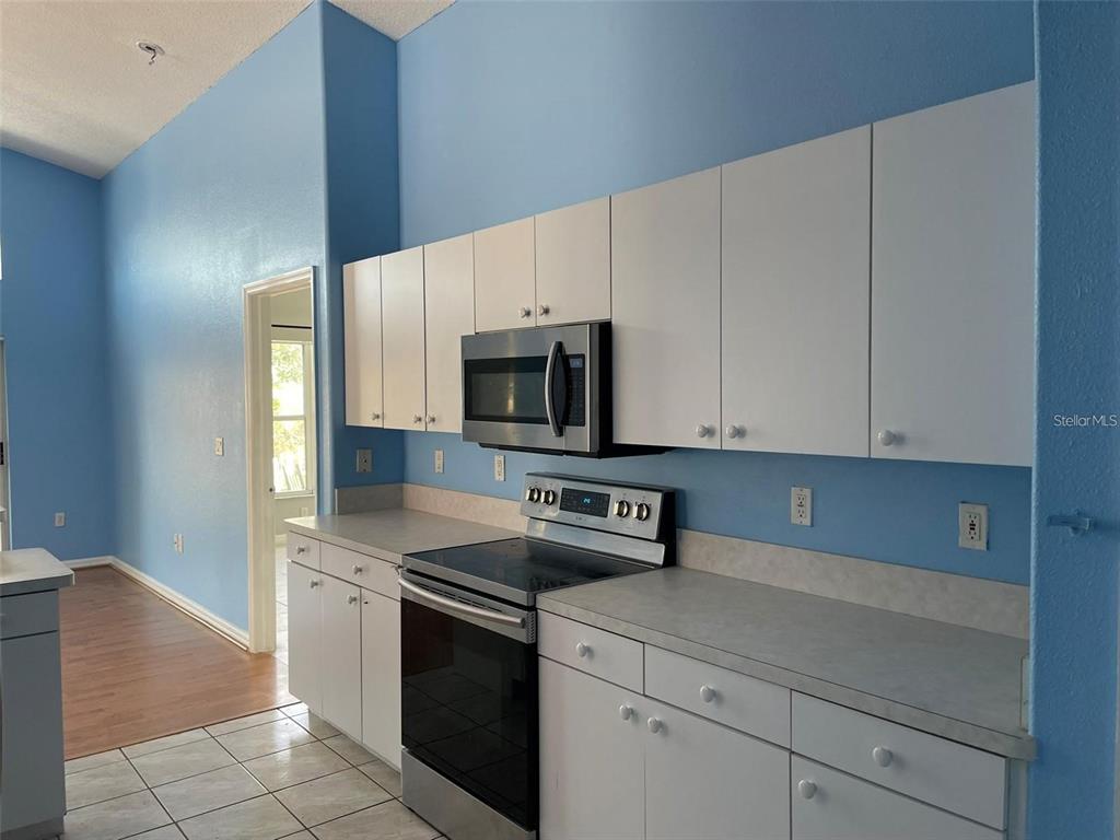 10127 Barnett Loop Port Richey, FL 34668 - Photo 12 of 34 Gallery Image 12