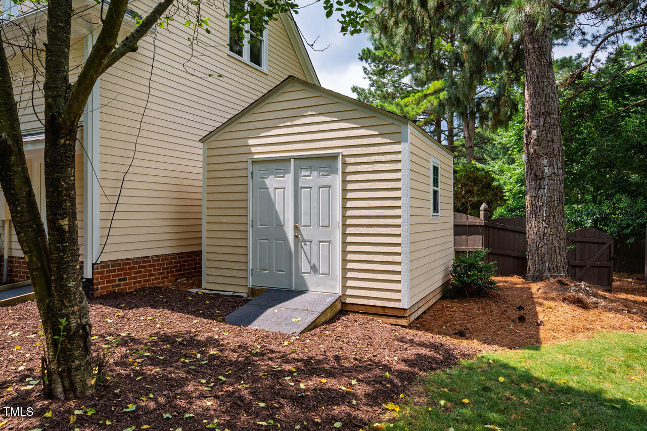 5205 Coffee Tree Drive Raleigh, NC 27613 - Photo 49 of 51 2505CoffeeTreeLn-051