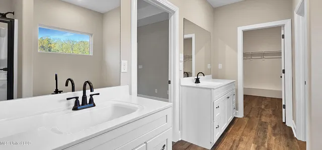 $364,900 | 10117 Emerald Forest Drive, Hernando, MS 38632