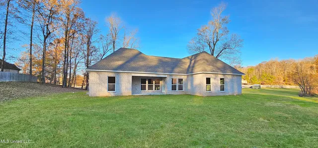 $364,900 | 10117 Emerald Forest Drive, Hernando, MS 38632