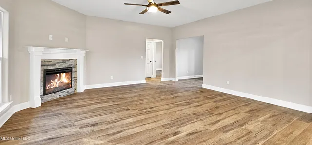 $364,900 | 10117 Emerald Forest Drive, Hernando, MS 38632