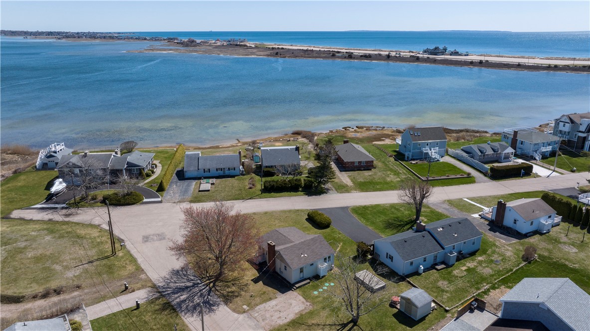 22 Rabbit Run Westerly, RI 02891 - Photo 7 of 31