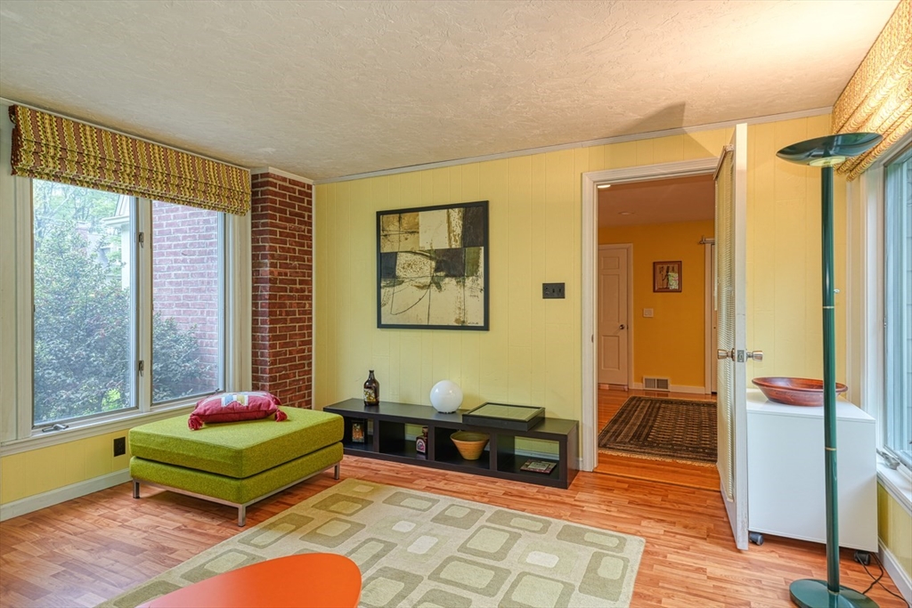 27 Wheeler Road Westborough, MA 01581 - Photo 20 of 41 a living room with furniture and a window