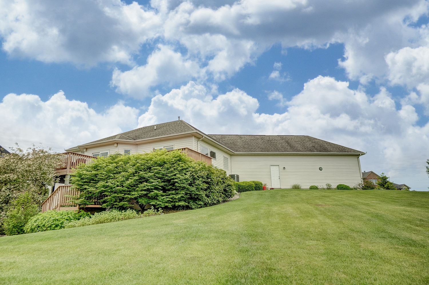 1725 Calais Road Fort Wayne, IN 46814 - Photo 30 of 36 Gallery Image 30