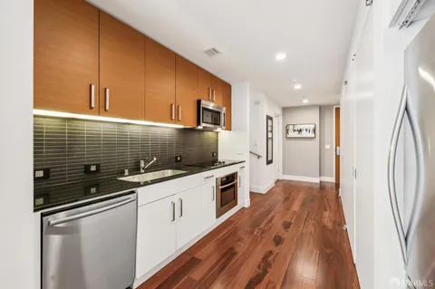 $650,000 | 74 New Montgomery Street, Unit 208, San Francisco, CA 94105