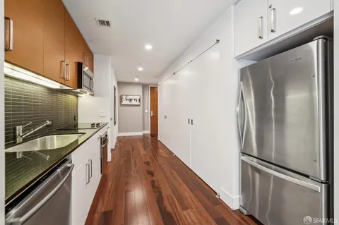 $650,000 | 74 New Montgomery Street, Unit 208, San Francisco, CA 94105