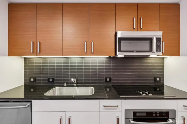 $650,000 | 74 New Montgomery Street, Unit 208, San Francisco, CA 94105