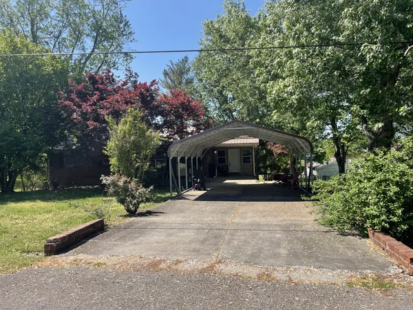 $230,000 | 344 Southside Drive, McMinnville, TN 37110