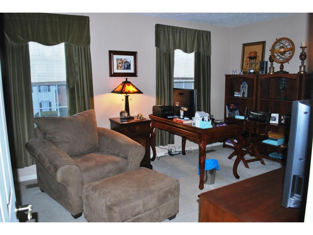 131 Middlesex Road, Unit 131 Merrimack, NH 03054 - Photo 11 of 17