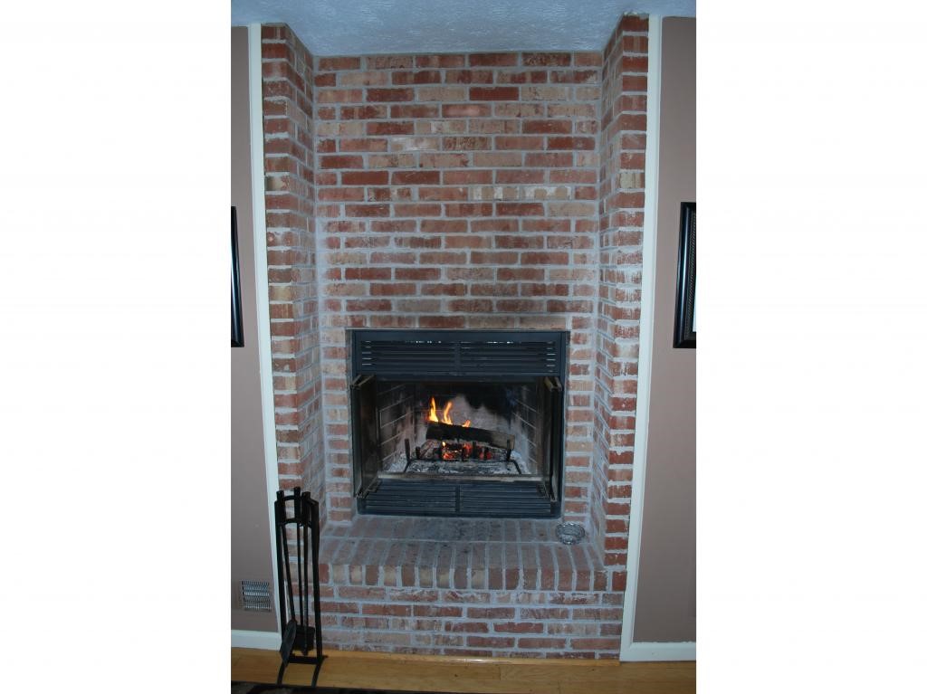 131 Middlesex Road, Unit 131 Merrimack, NH 03054 - Photo 3 of 17