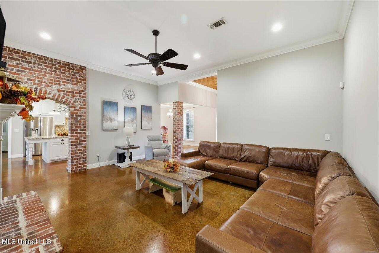 712 Leesburg Road Pelahatchie, MS 39145 - Photo 11 of 56 11-712 Leesburg Rd _ Home Tours MS