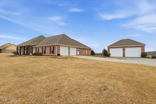 $689,900 | 712 Leesburg Road, Pelahatchie, MS 39145