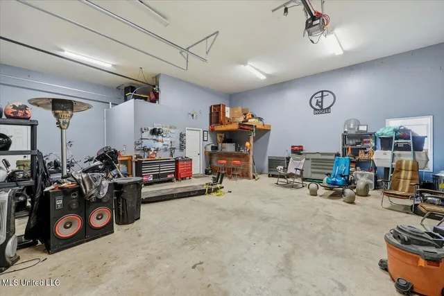 $689,900 | 712 Leesburg Road, Pelahatchie, MS 39145