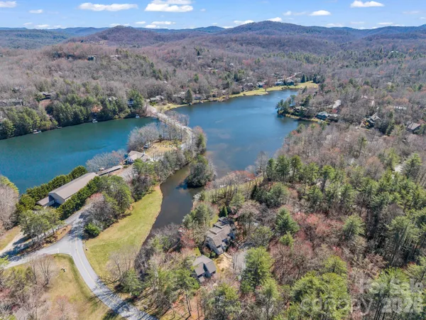 $369,000 | 45 Lakeside Villas Drive, Brevard, NC 28712
