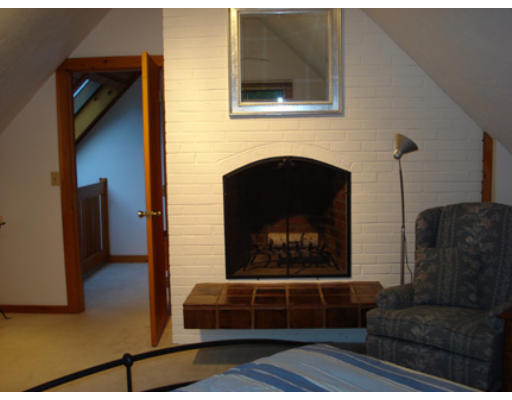 37 Spectacle Hill Road Bolton, MA 01740 - Photo 6 of 13