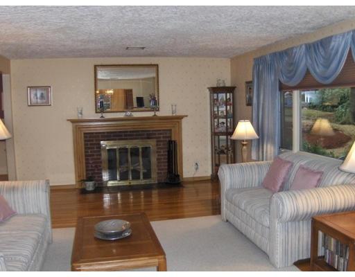 2 Wilson Road Bedford, MA 01730 - Photo 2 of 15 Gallery Image 2